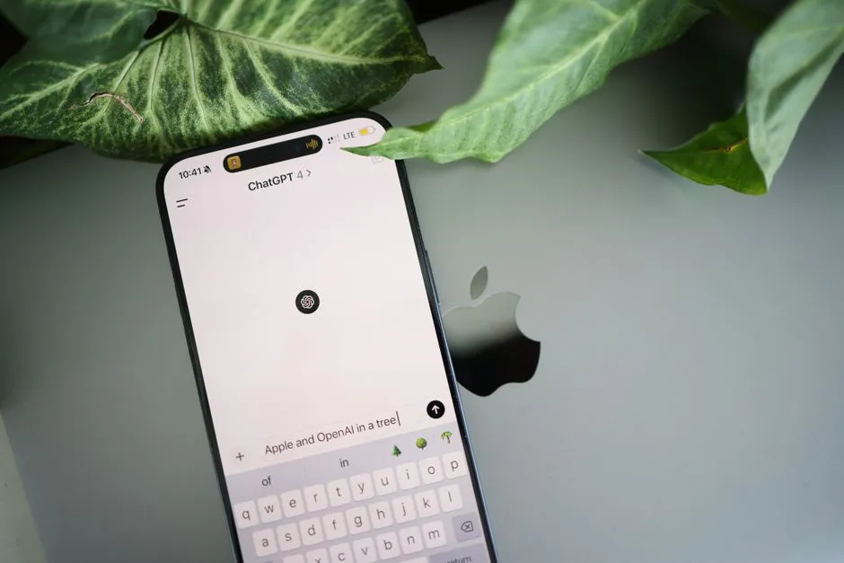 Apple's Siri Draws Clear Line on AI Interactions: Not Your Romantic Partner